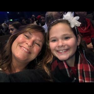 Meet your Posher, Lyn